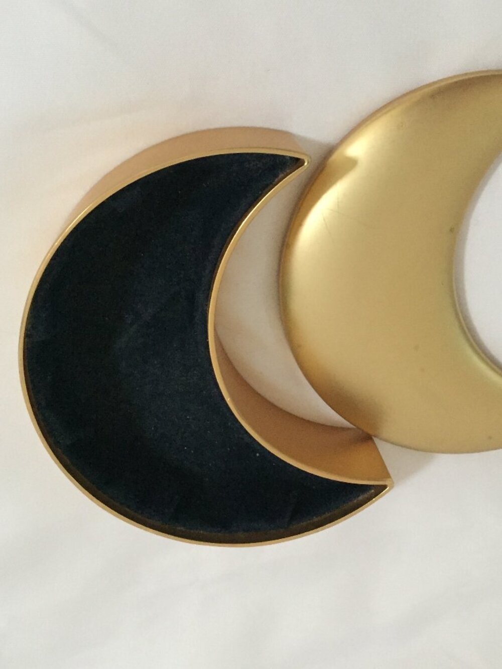 Vintage Gold Tone Crescent Moon Jewelry Trinket Box Black Velvet 4"
